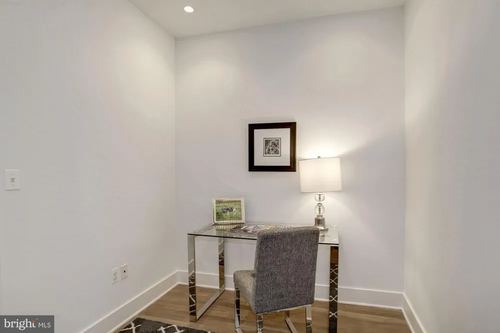 1106 T STREET NW Washington, DC 20009