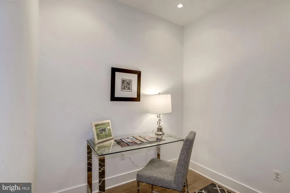 1106 T STREET NW Washington, DC 20009