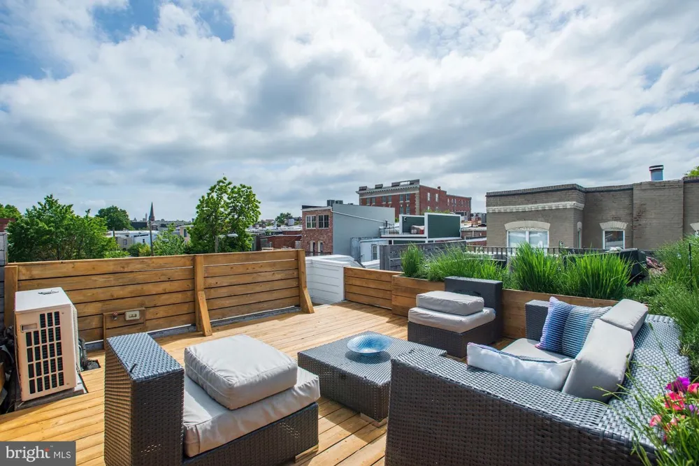 1106 T STREET NW Washington, DC 20009