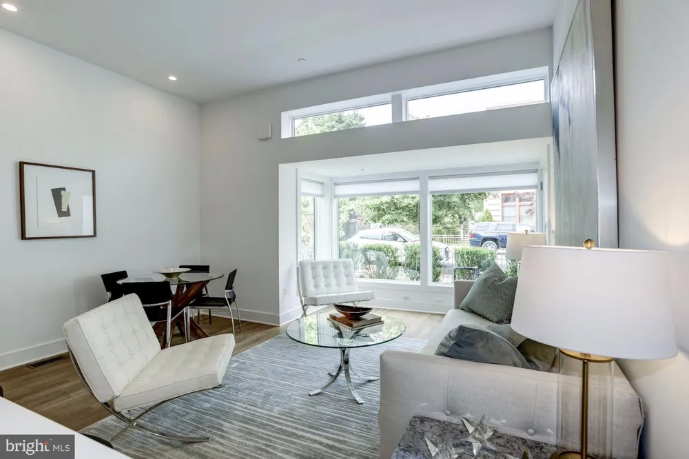 1106 T STREET NW Washington, DC 20009