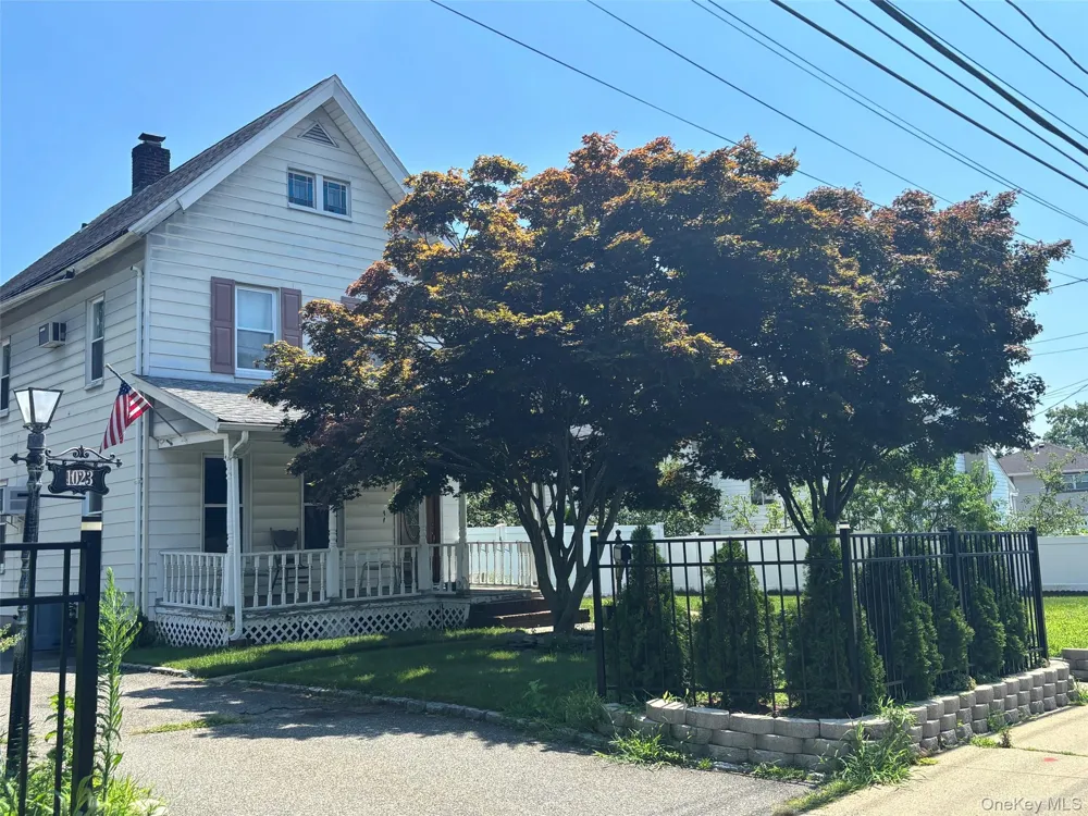 1023 Newbridge Road Bellmore, NY 11710
