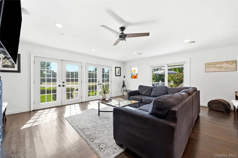 57 Wingam Drive Islip, NY 11751