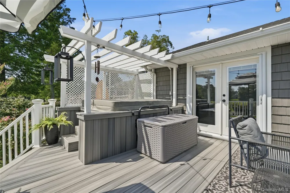 57 Wingam Drive Islip, NY 11751