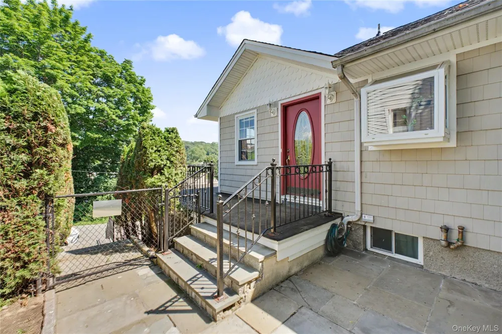 684 Marion Avenue Peekskill, NY 10566