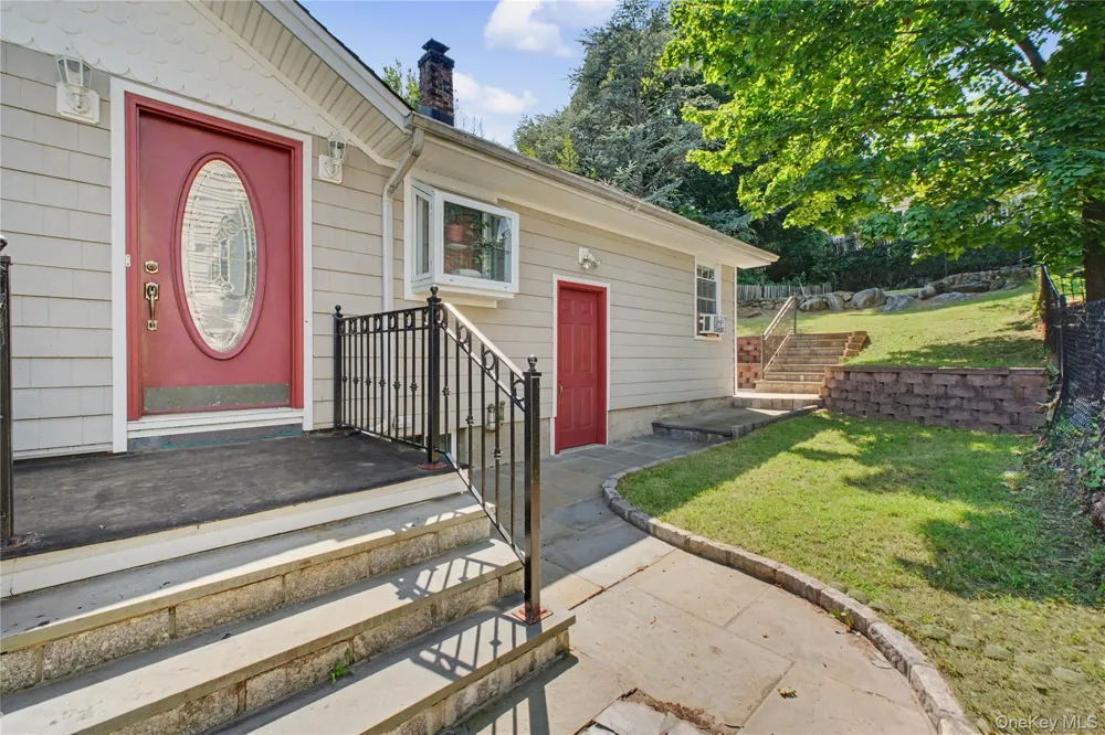 684 Marion Avenue Peekskill, NY 10566