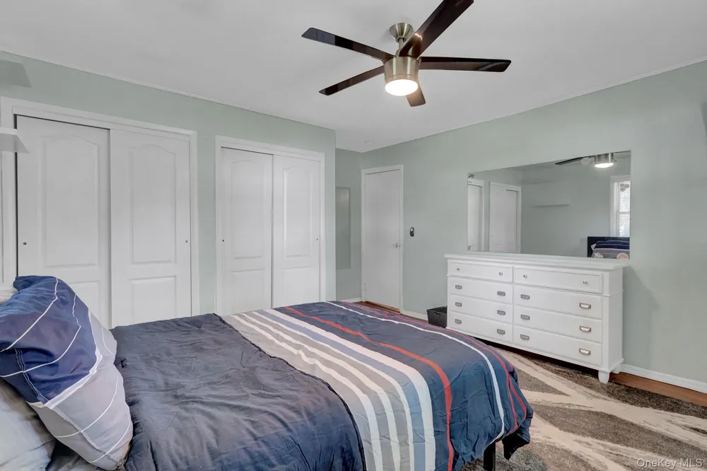 100 Lincoln Drive Mastic Beach, NY 11951