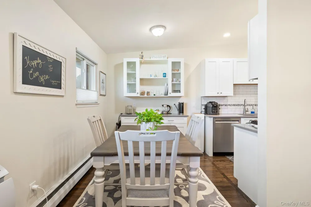 748 Deer Park Avenue #7H North Babylon, NY 11703
