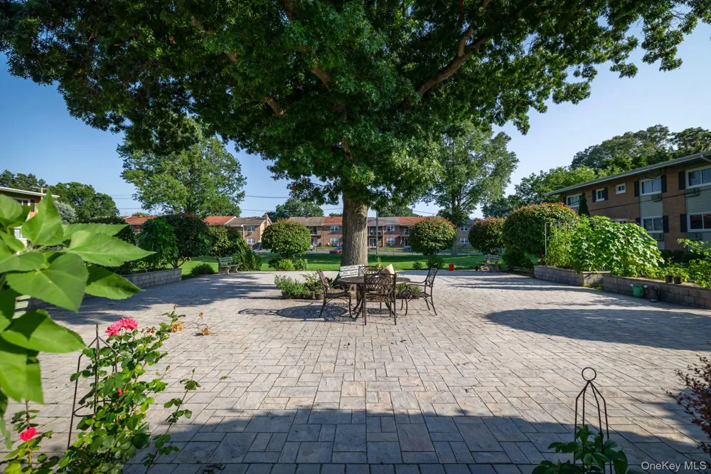 748 Deer Park Avenue #7H North Babylon, NY 11703