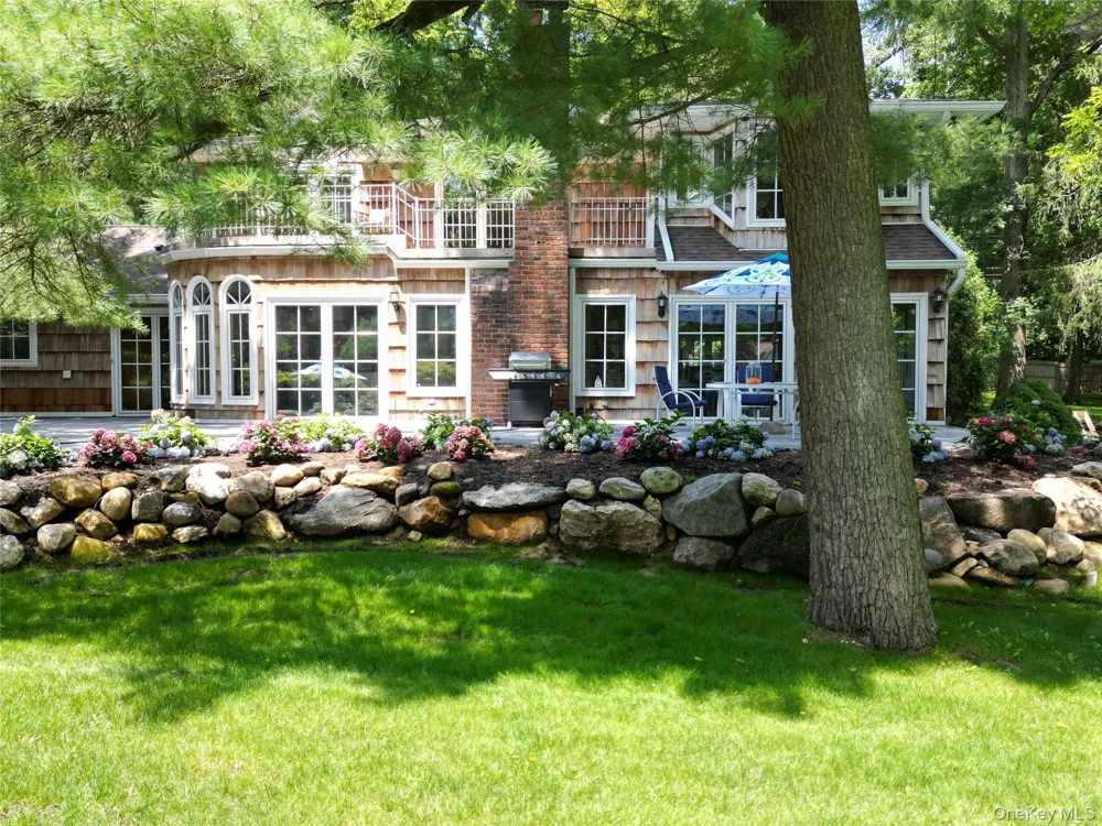 1846 Muttontown Road Syosset, NY 11791