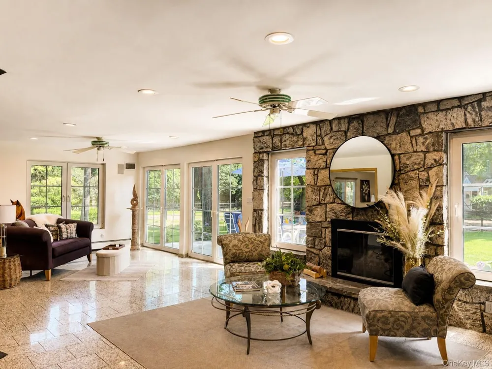 1846 Muttontown Road Syosset, NY 11791