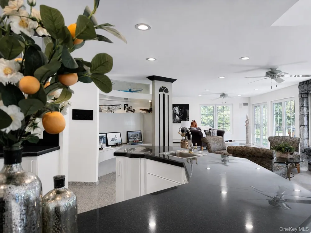 1846 Muttontown Road Syosset, NY 11791