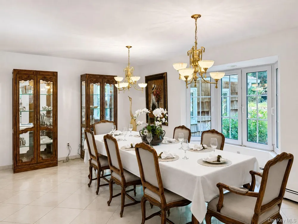 1846 Muttontown Road Syosset, NY 11791