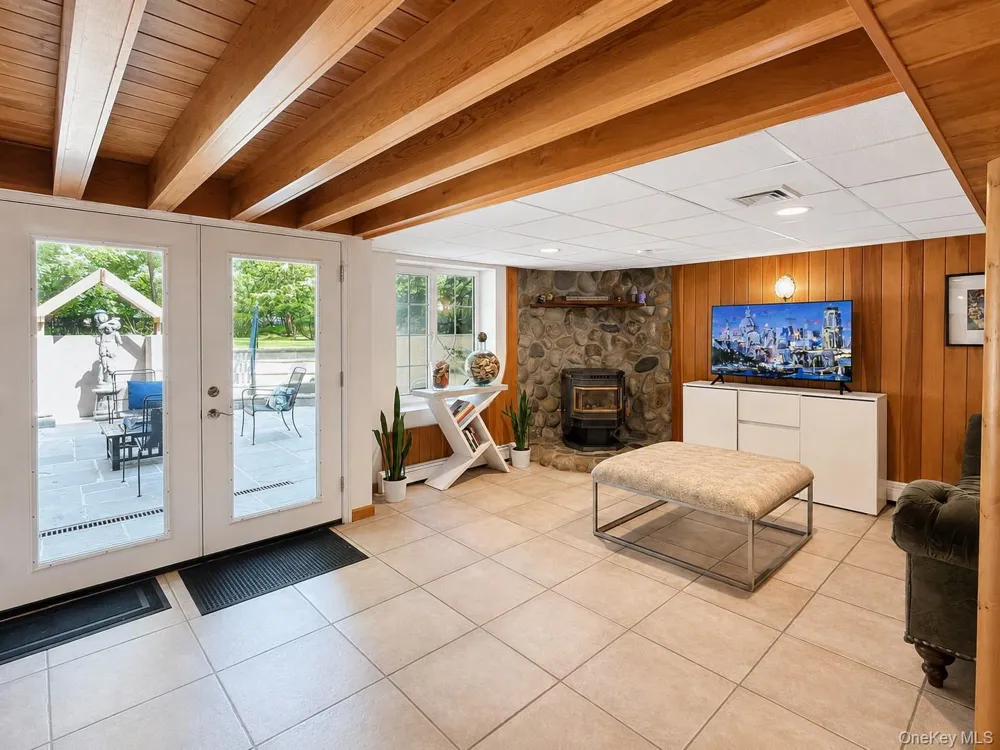 1846 Muttontown Road Syosset, NY 11791