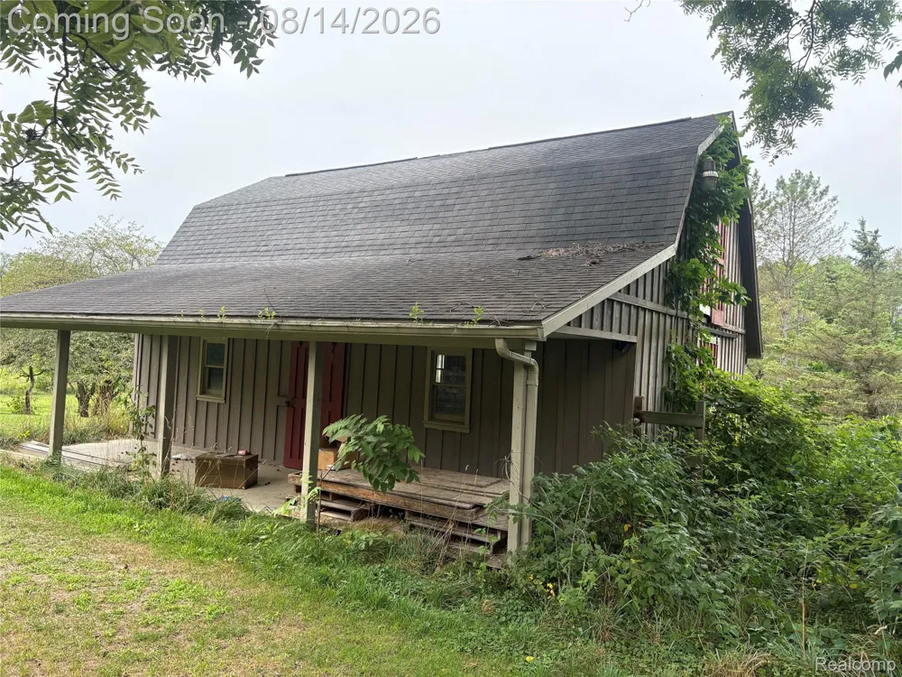 11042 W Mount Morris Road Flushing Charter Township, MI 48433