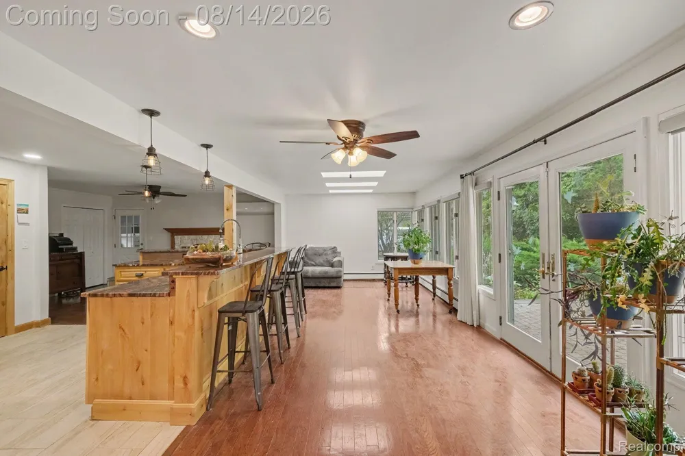11042 W Mount Morris Road Flushing Charter Township, MI 48433