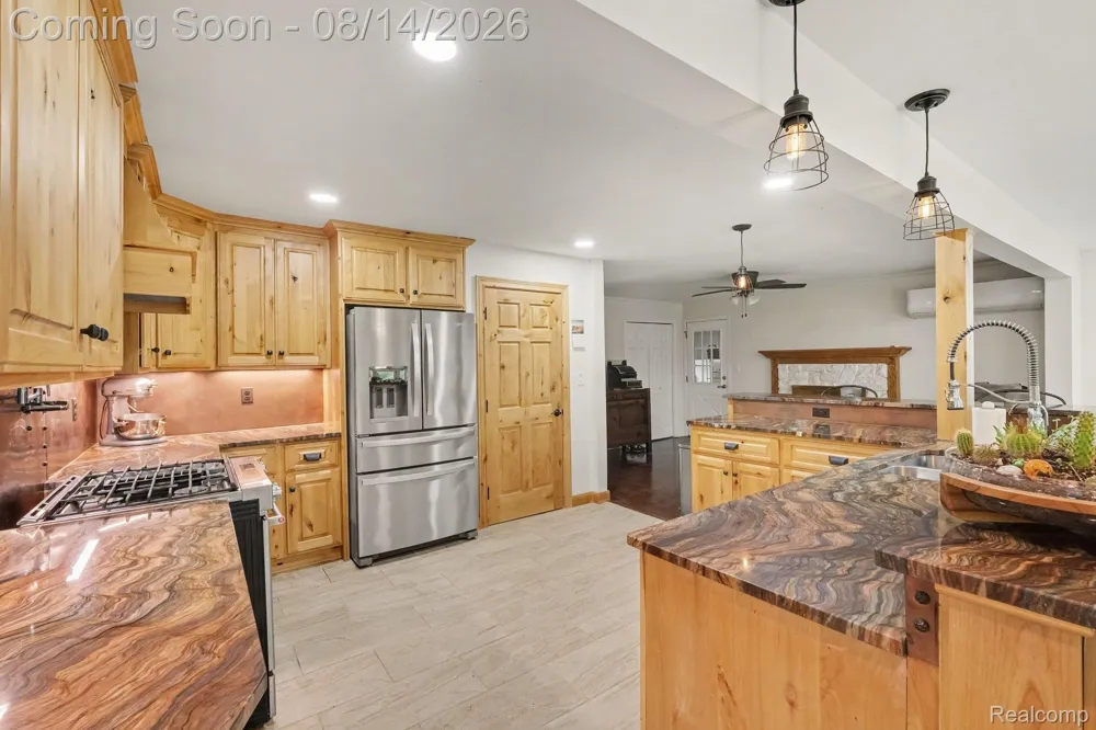 11042 W Mount Morris Road Flushing Charter Township, MI 48433