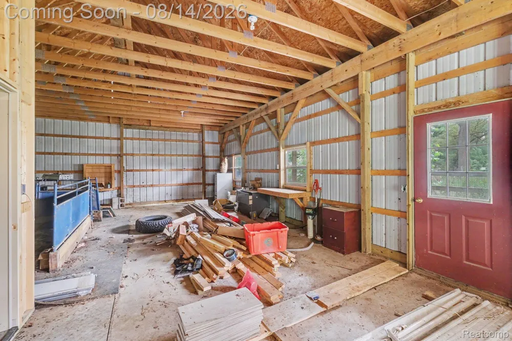 11042 W Mount Morris Road Flushing Charter Township, MI 48433