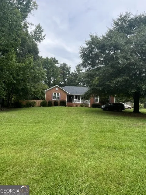106 S Cambridge DR Milledgeville, GA 31061