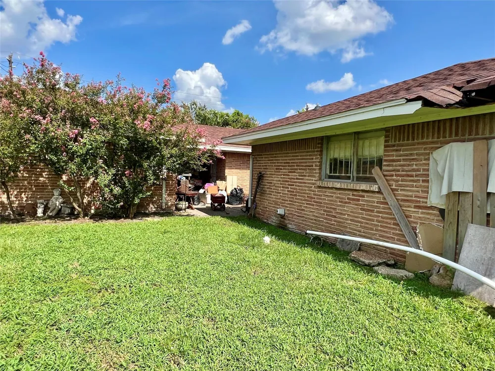 2203 Droxford Drive Houston, TX 77008