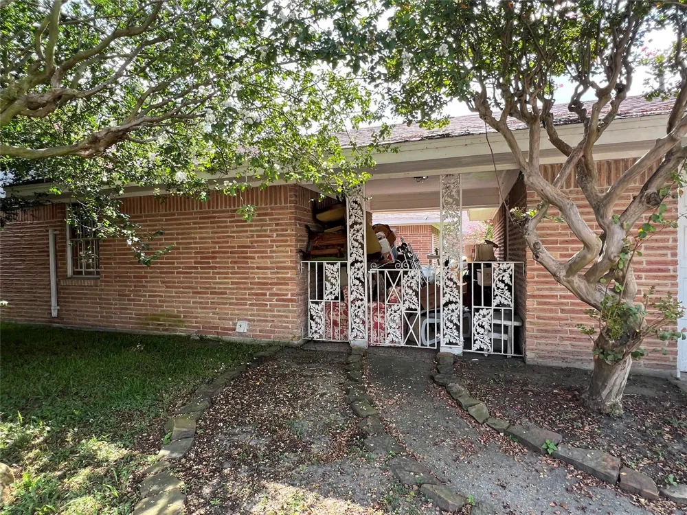 2203 Droxford Drive Houston, TX 77008