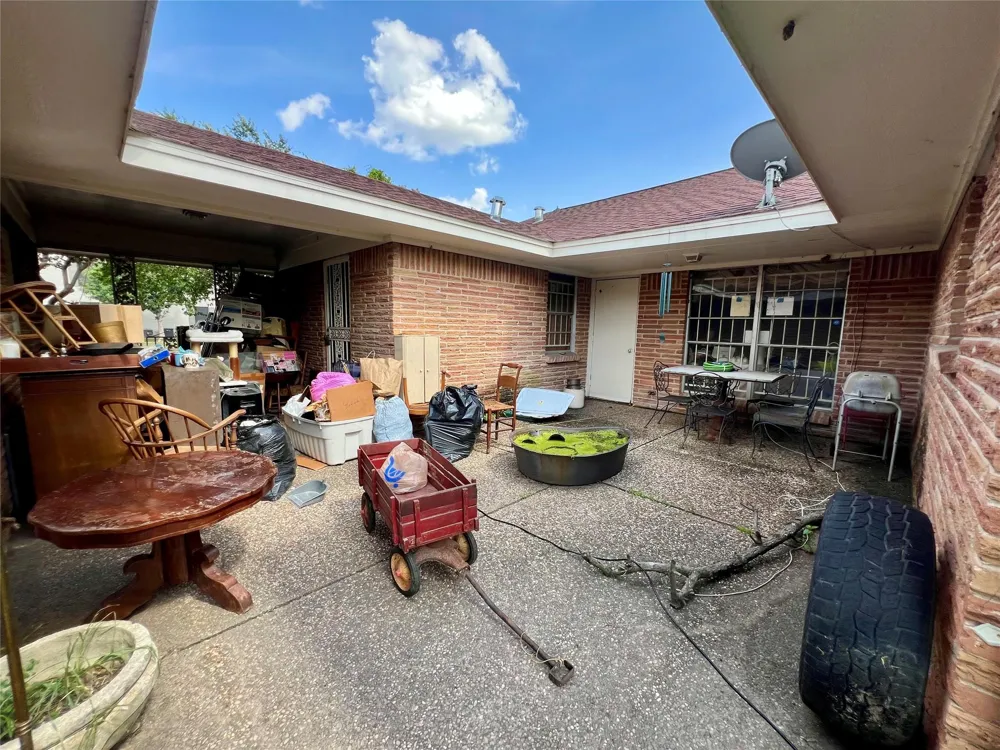 2203 Droxford Drive Houston, TX 77008