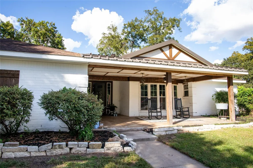 14902 Bernard Timbers Dr East Bernard, TX 77435