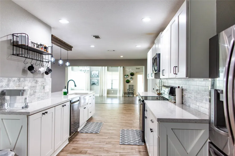 14902 Bernard Timbers Dr East Bernard, TX 77435