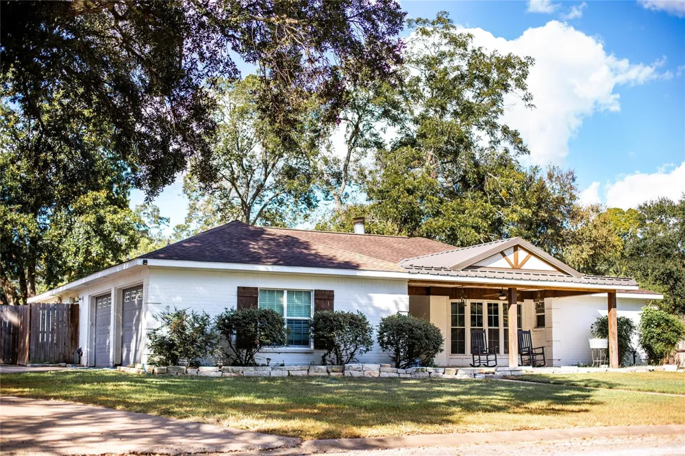 14902 Bernard Timbers Dr East Bernard, TX 77435