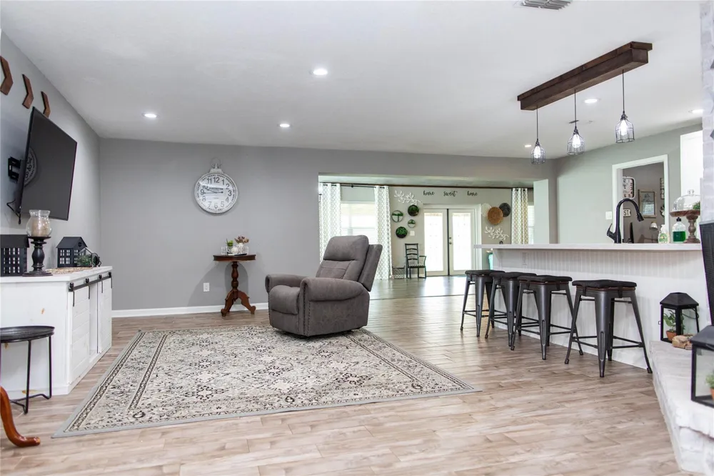 14902 Bernard Timbers Dr East Bernard, TX 77435