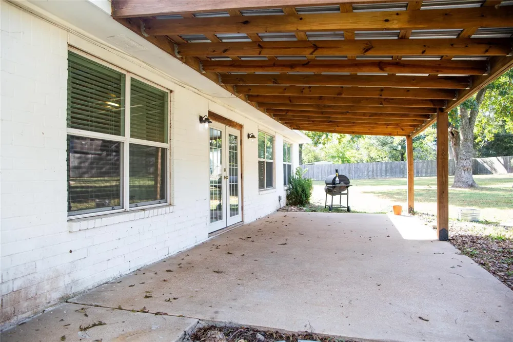 14902 Bernard Timbers Dr East Bernard, TX 77435