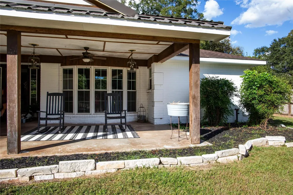 14902 Bernard Timbers Dr East Bernard, TX 77435