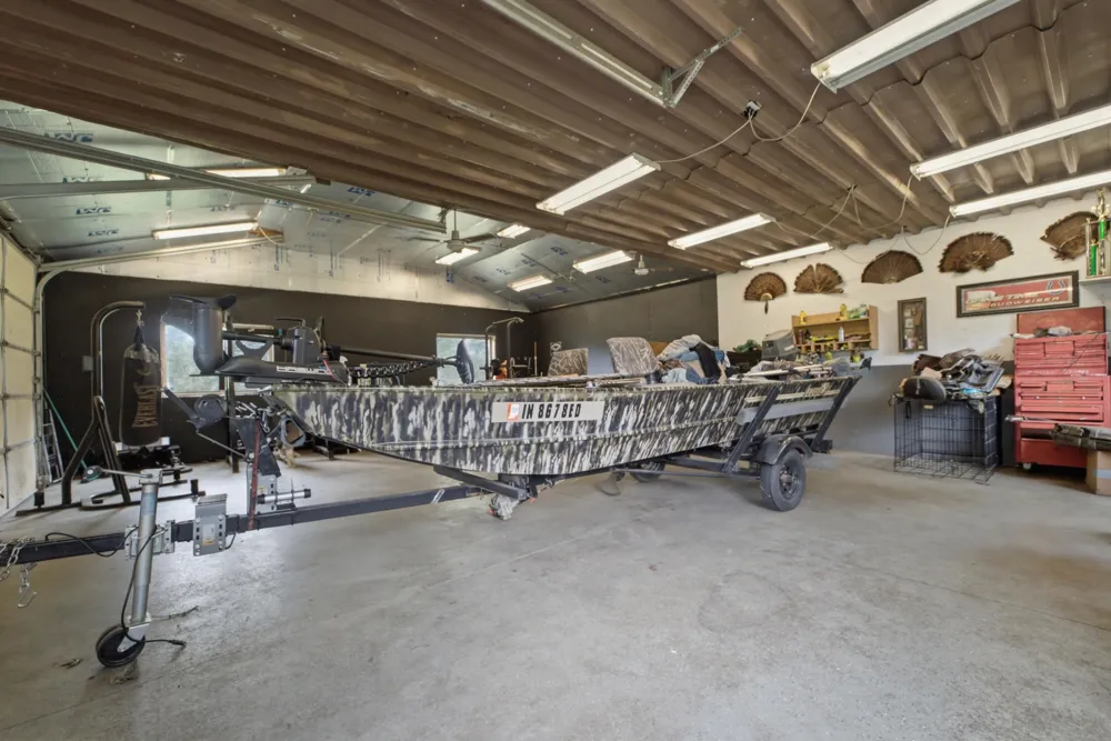 10852 100 E Wheatfield, IN 46392