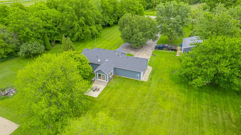 10852 100 E Wheatfield, IN 46392