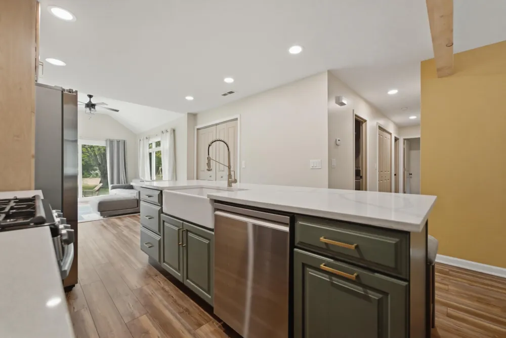 10852 100 E Wheatfield, IN 46392