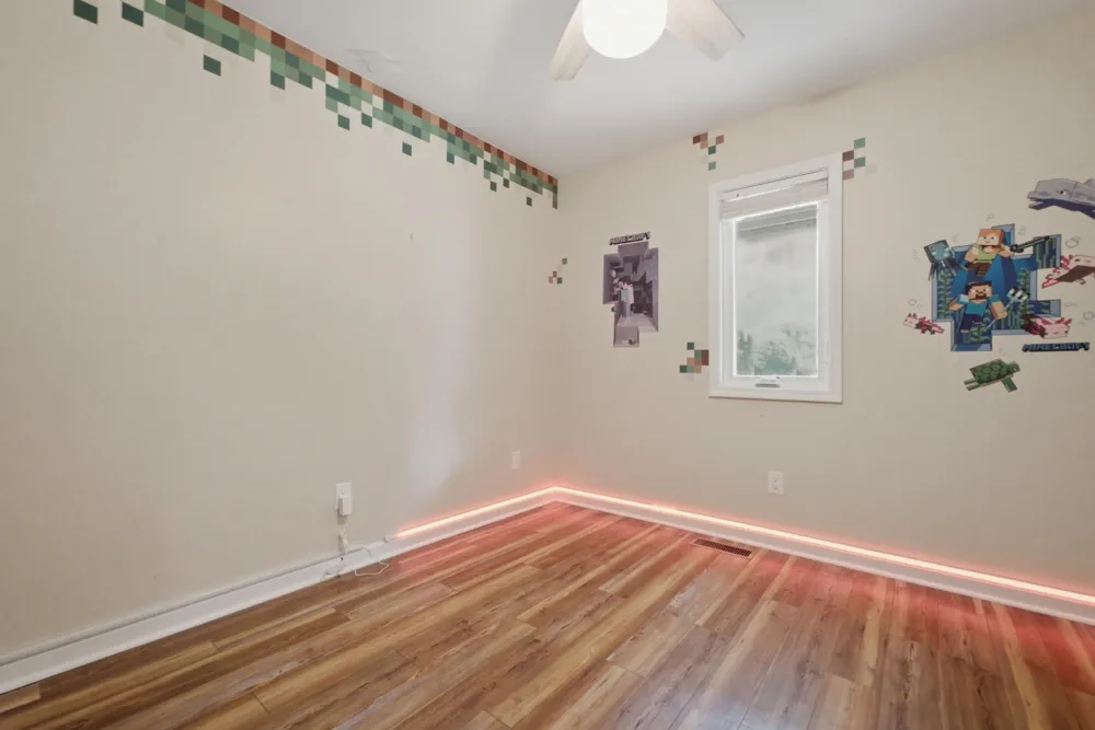 10852 100 E Wheatfield, IN 46392