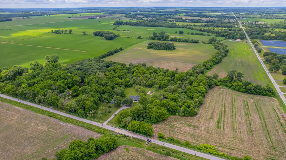 10852 100 E Wheatfield, IN 46392