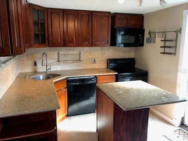 3222 ACACIA STREET Lutz, FL 33558
