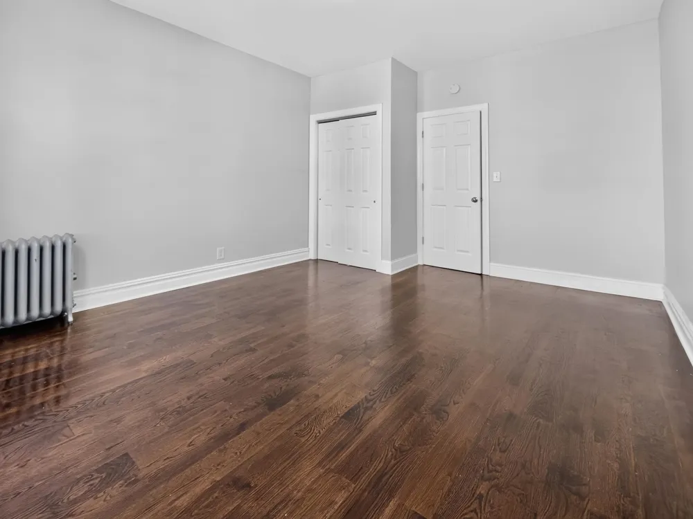 86 WEST 45TH ST Bayonne, NJ 07002