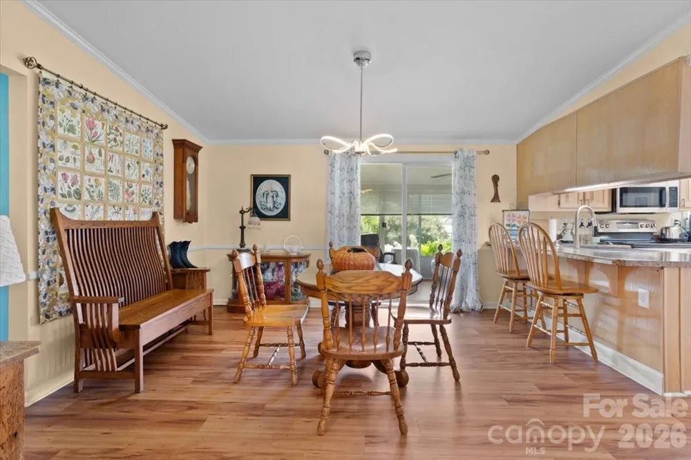 39 Stephanie Lane #13 Hendersonville, NC 28792