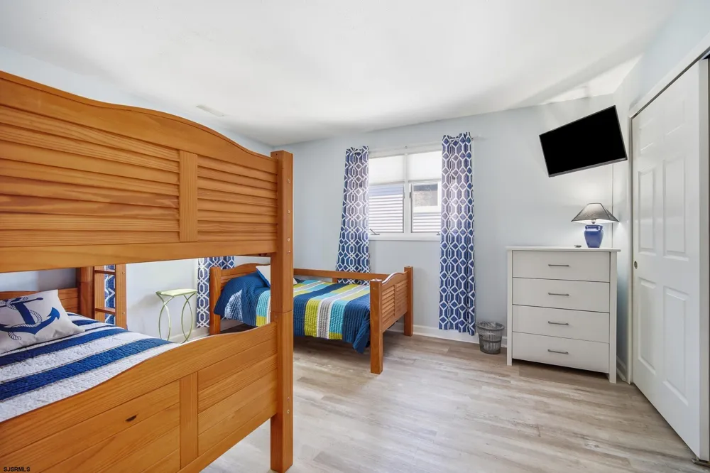 201 Beach W #B Ave Brigantine, NJ 08203