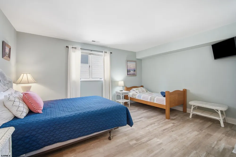 201 Beach W #B Ave Brigantine, NJ 08203