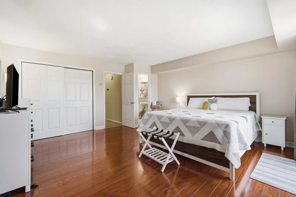 201 Beach W #B Ave Brigantine, NJ 08203