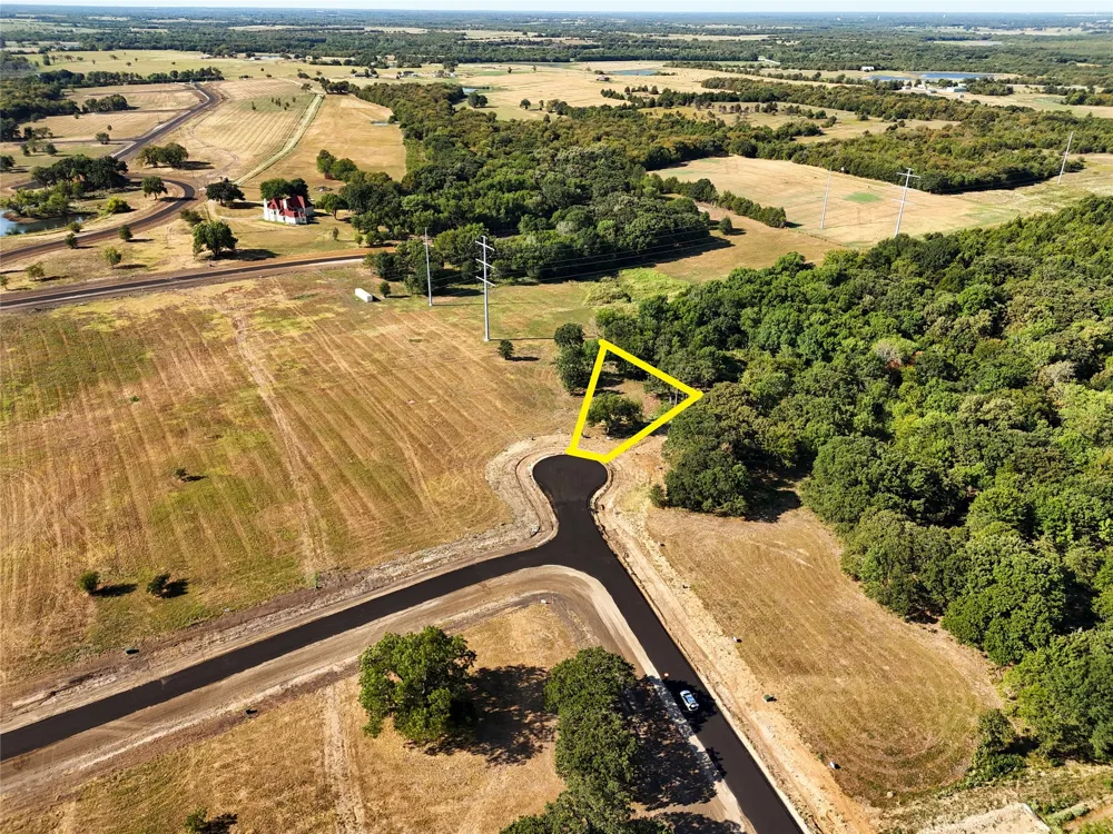 200 Shoreline Drive Dodd City, TX 75438