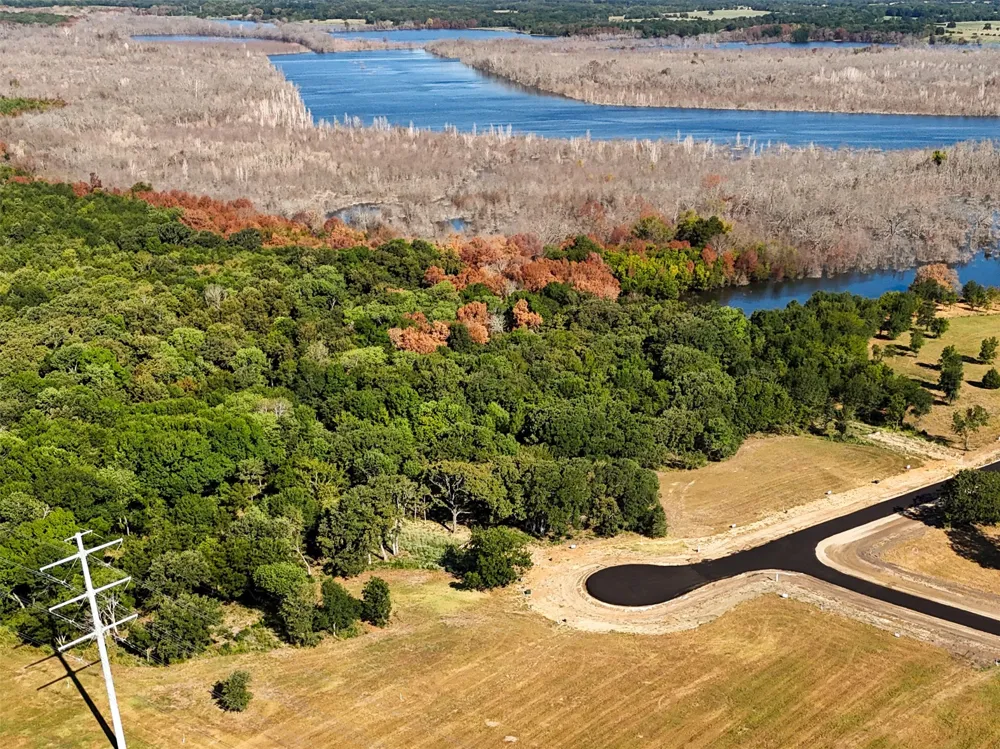 200 Shoreline Drive Dodd City, TX 75438