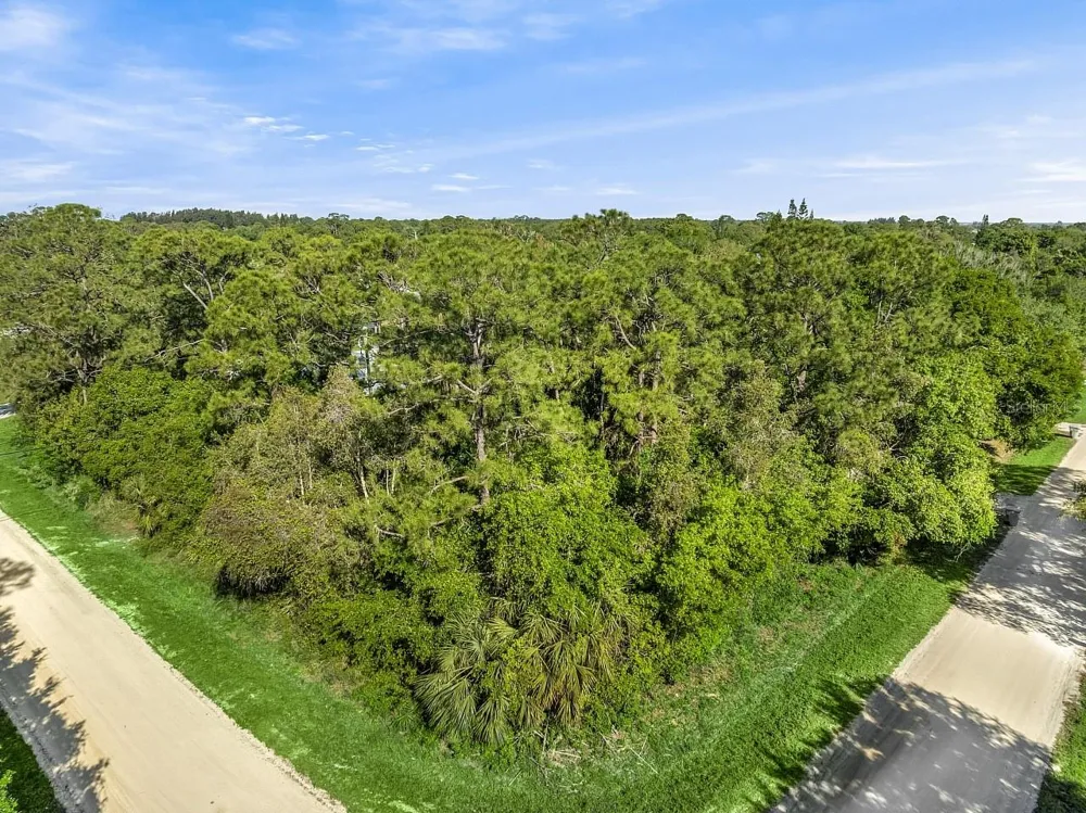 2115 86TH DRIVE Vero Beach, FL 32966