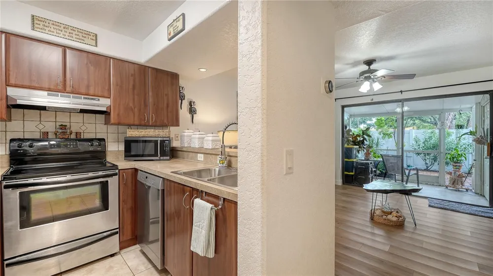 4906 25TH STREET W #107 Bradenton, FL 34207