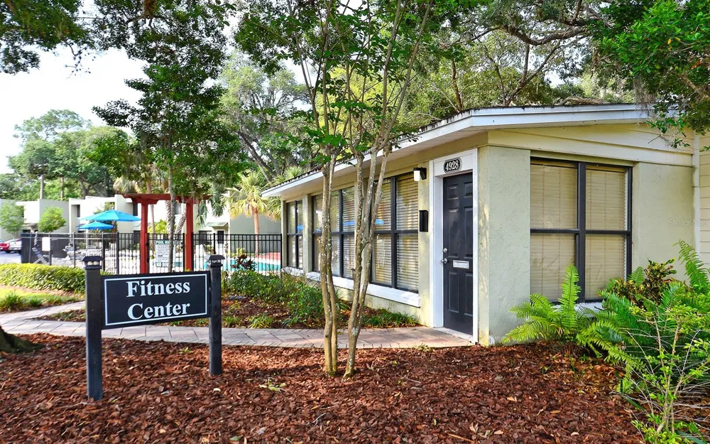 4906 25TH STREET W #107 Bradenton, FL 34207