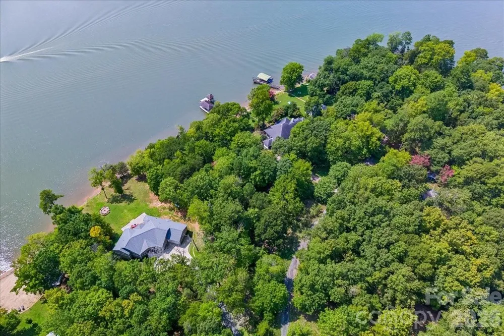 4101 Tuffy Lane Charlotte, NC 28278