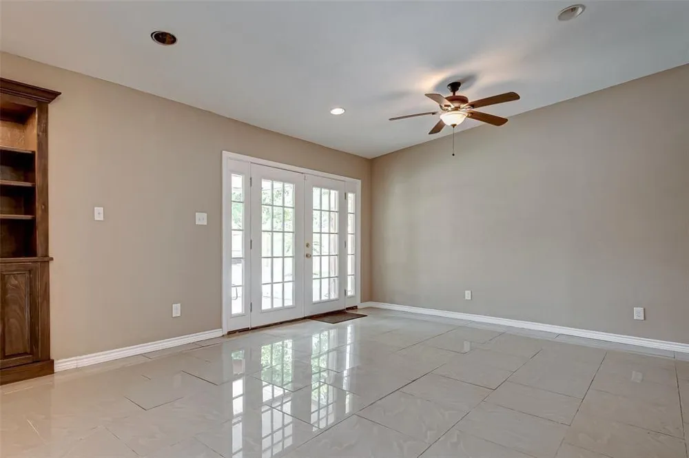 5811 Ludington Drive Houston, TX 77035