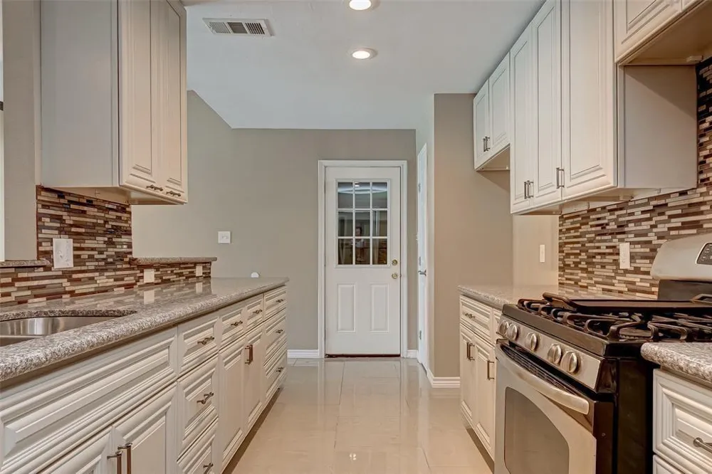 5811 Ludington Drive Houston, TX 77035